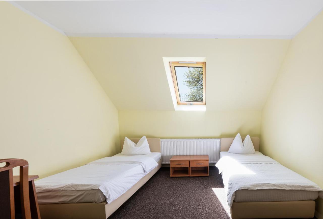 Nad Brzegiem Baltyku Hotel Sarbinowo Luaran gambar