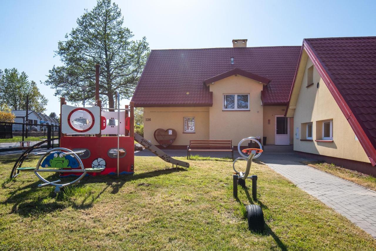 Nad Brzegiem Baltyku Hotel Sarbinowo Luaran gambar
